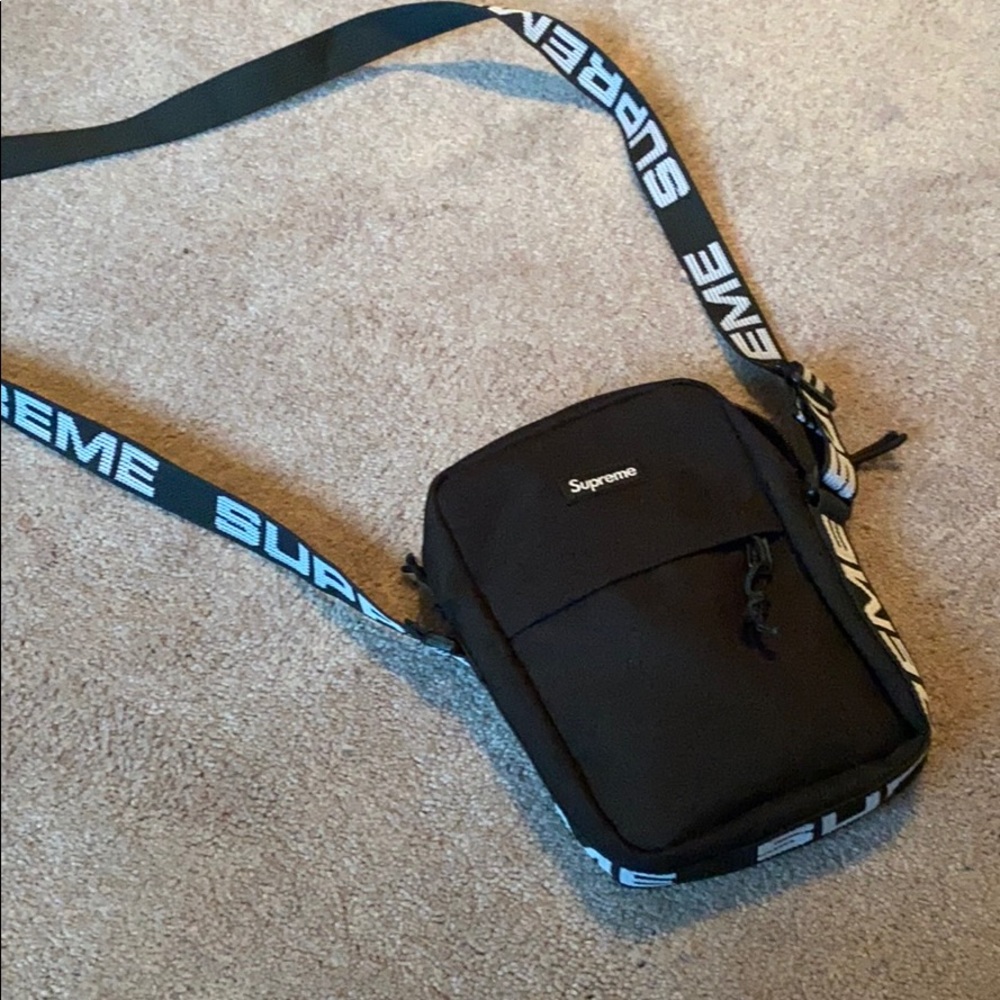 Supreme shoulder bag